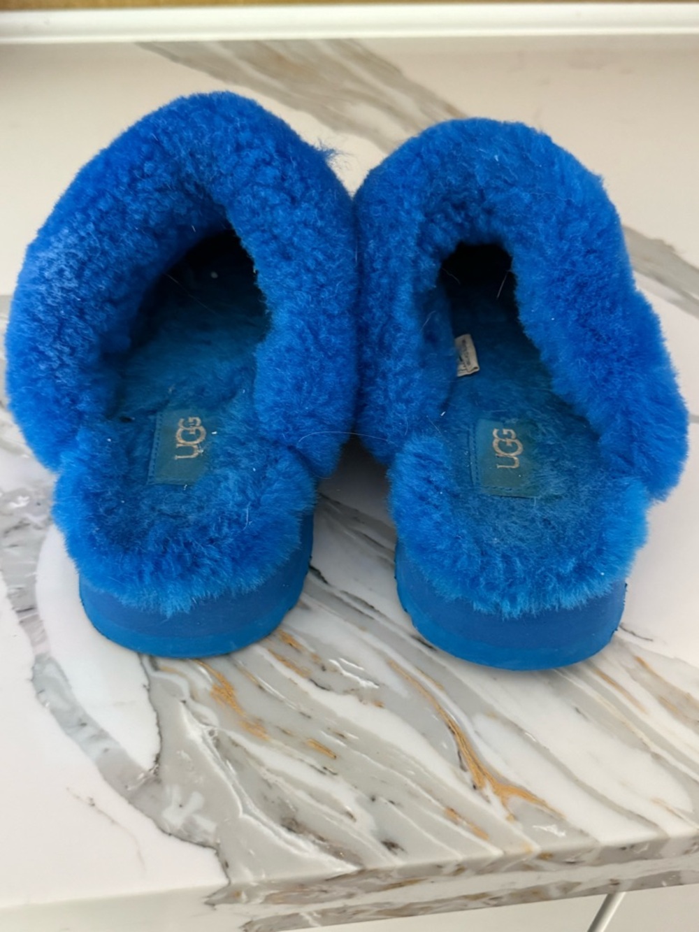 UGG Kids Electric Blue Plush Shearling Slip-On Slippers - Picture 3 of 8